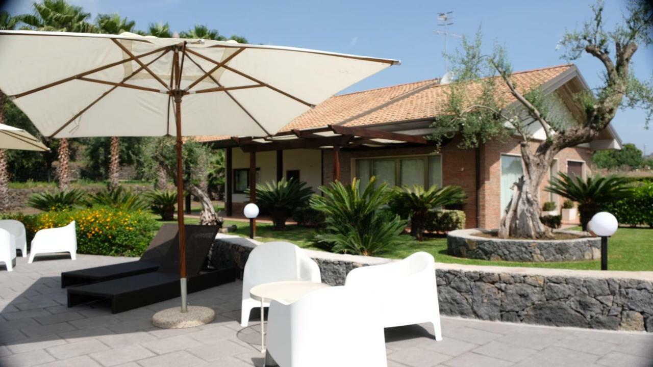 Holiday Homes Borgo Papardo Giarre Exterior photo