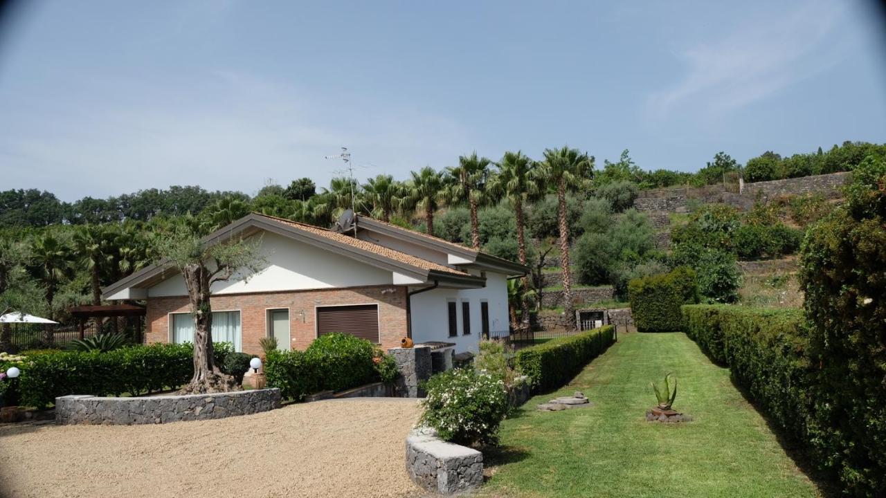 Holiday Homes Borgo Papardo Giarre Exterior photo